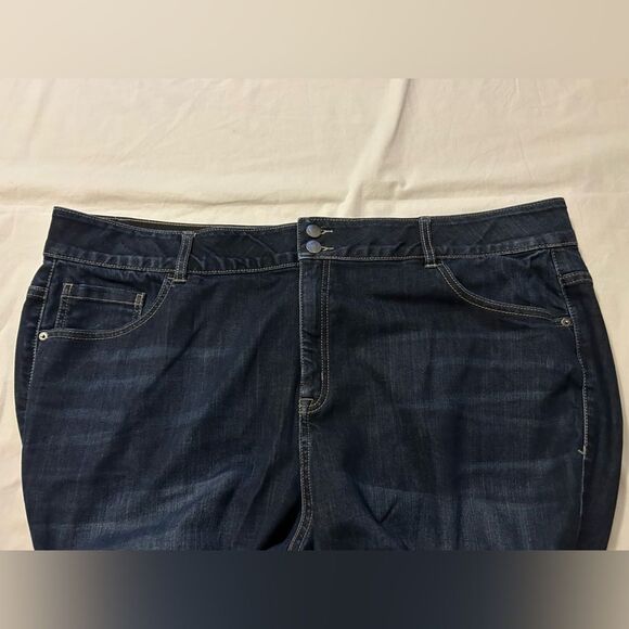 Lane Bryant dark wash skinny tummy control technology size 26 short - Picture 3 of 8